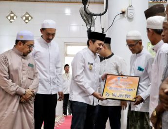 [Foto] Bantuan Pondok Pesantren